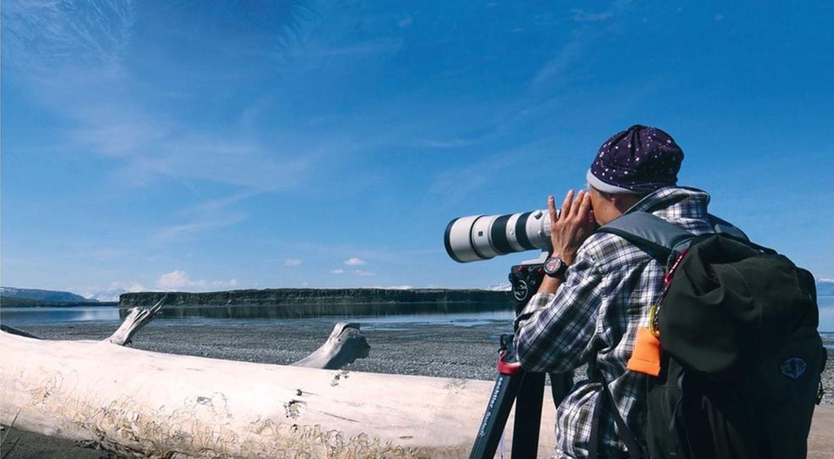 Projection rencontre : Le reflet d'une femme dans le regard d'un ours_Barcelonnette