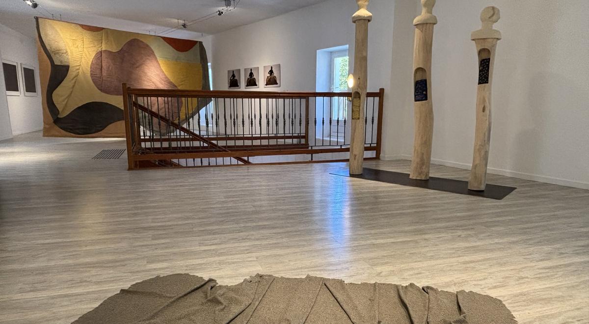 Centre d'art "L'art vient à vous" - Jausiers - Centre d'art "L'art vient à vous" Centre d'art "L'art vient à vous" - Jausiers - Centre d'art "L'art vient à vous"