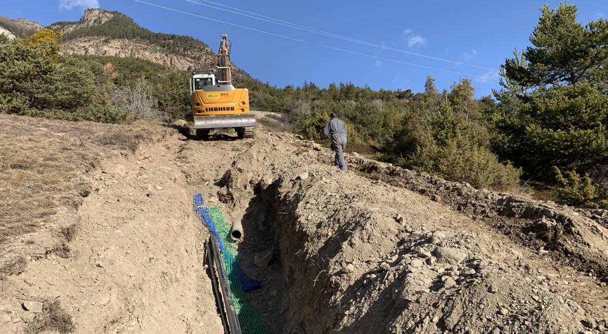 Captage Breissand_ pose canalisation