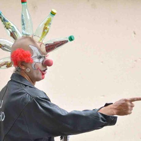 Plastikos clown punk écolo - Jausiers - Plastikos clown punk écolo