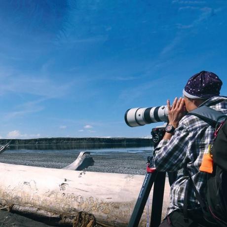 Projection rencontre : Le reflet d'une femme dans le regard d'un ours_Barcelonnette