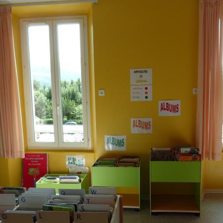 Ecole - Bibliothèque - Jausiers