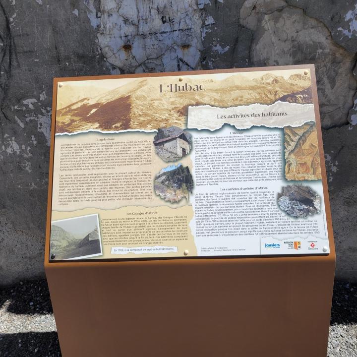 Jausiers_église StSébastien_Hubac_panneau interprétation